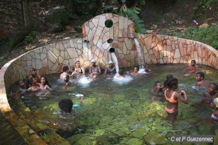 La Casa Binecha Avec Jacuzzi Baillif Exterior foto
